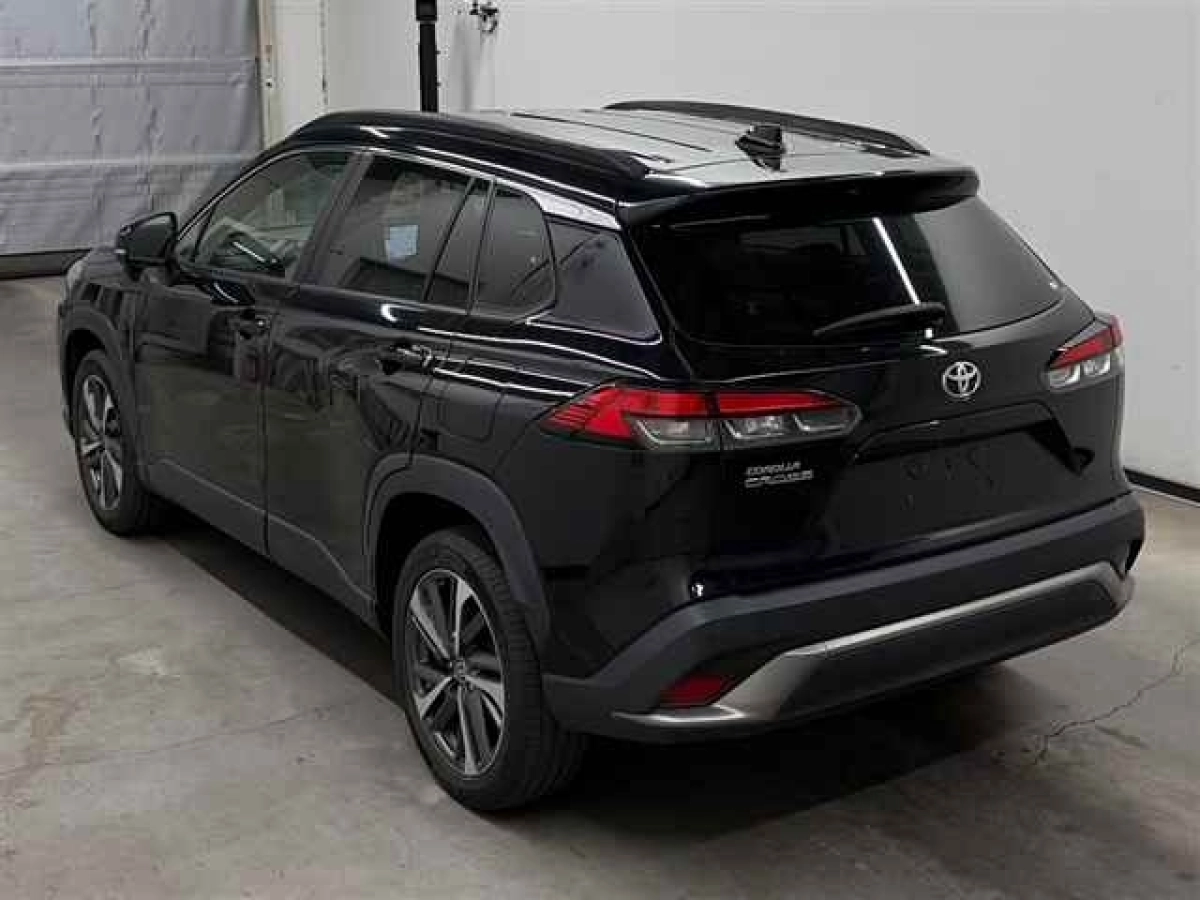 TOYOTA COROLLA CROSS