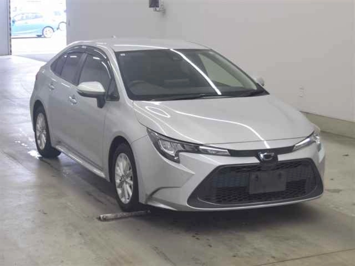 TOYOTA COROLLA ZRE212 2021