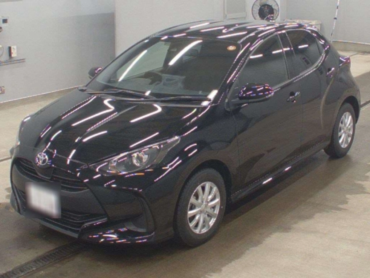 TOYOTA YARIS MXPA10 2023