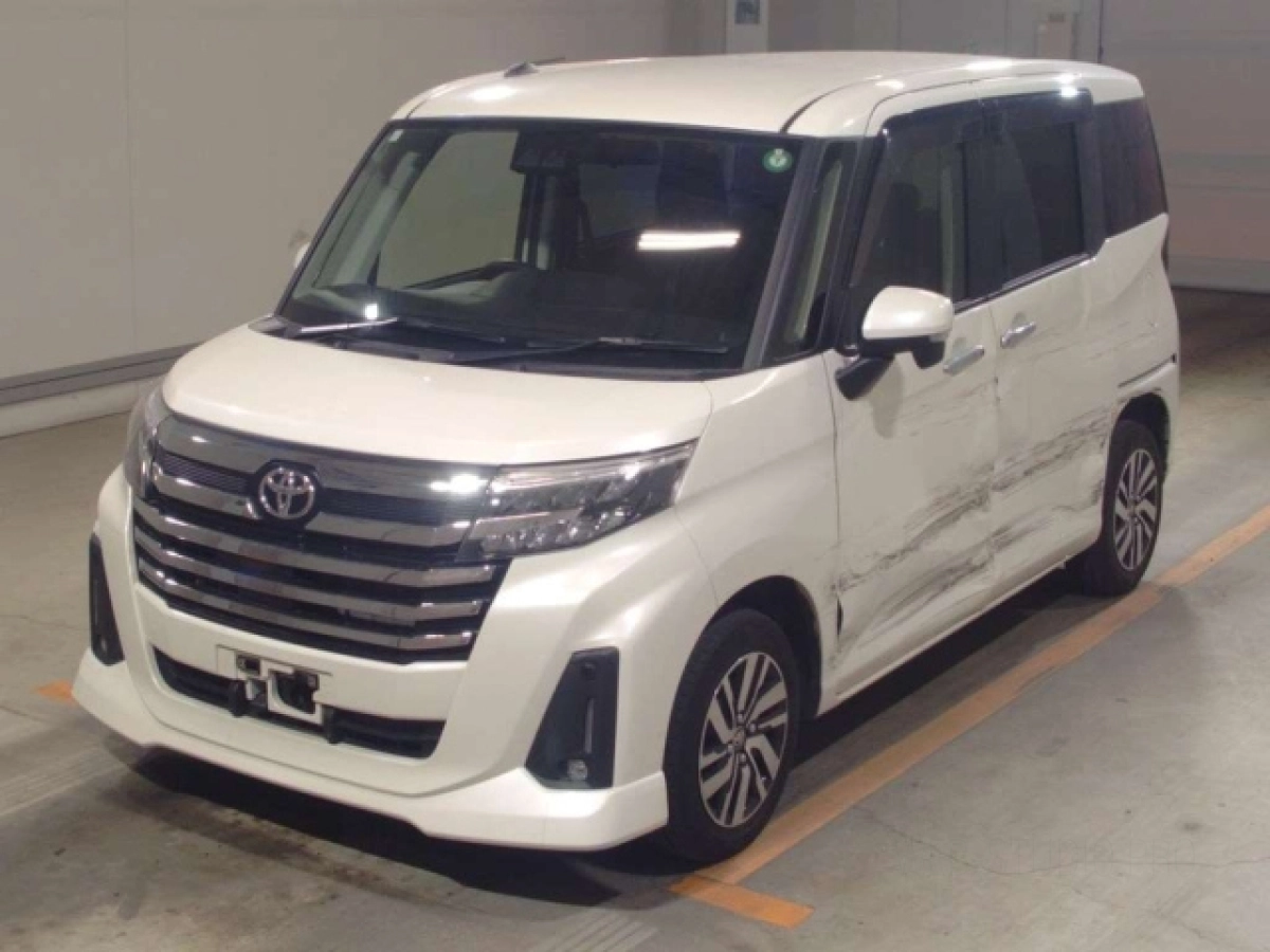 TOYOTA ROOMY M900A 2023