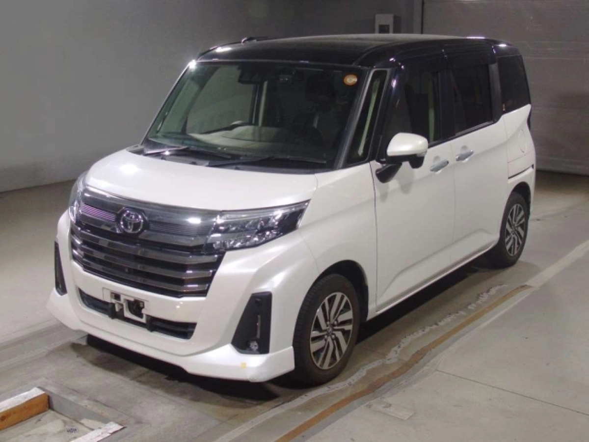 TOYOTA ROOMY M900A 2021