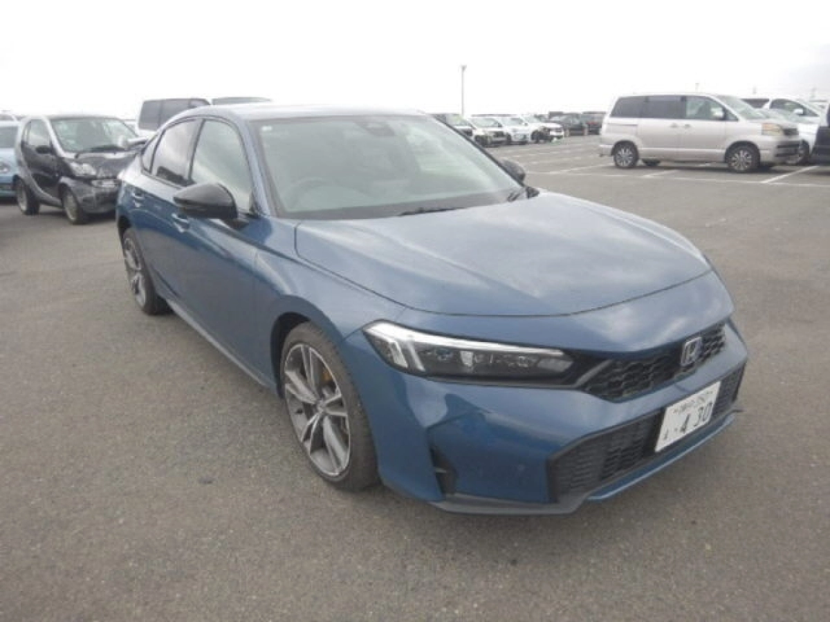 HONDA CIVIC FL4 2025