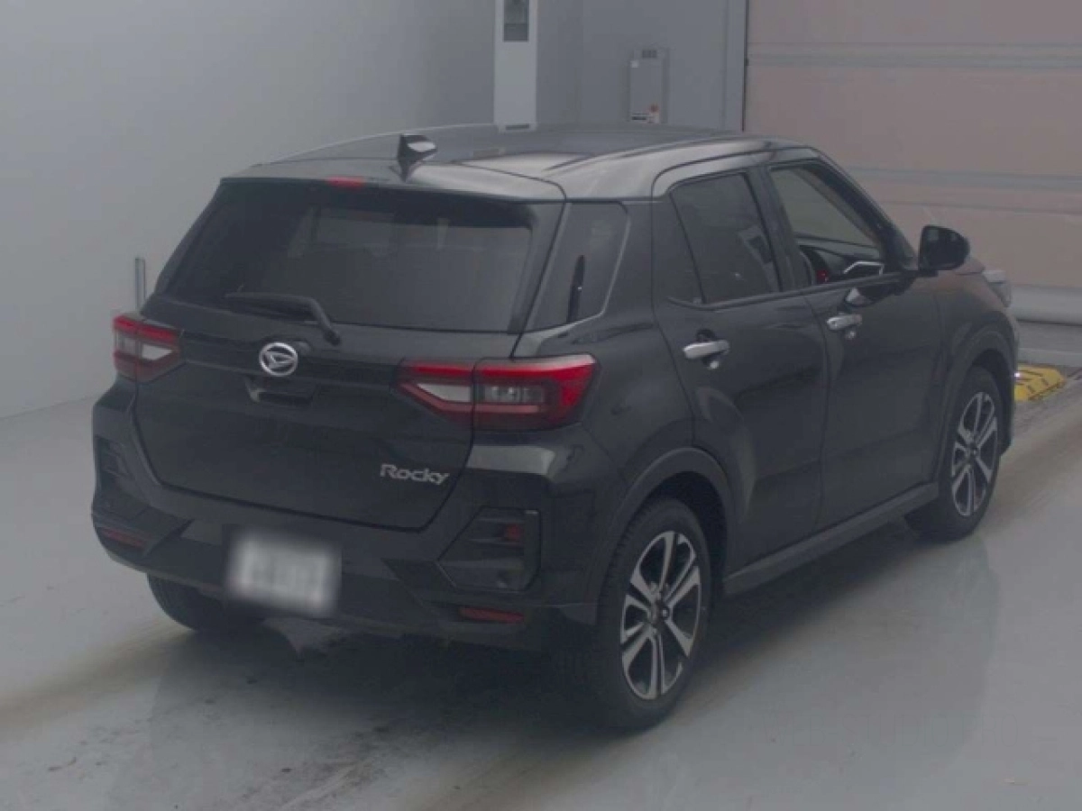DAIHATSU ROCKY