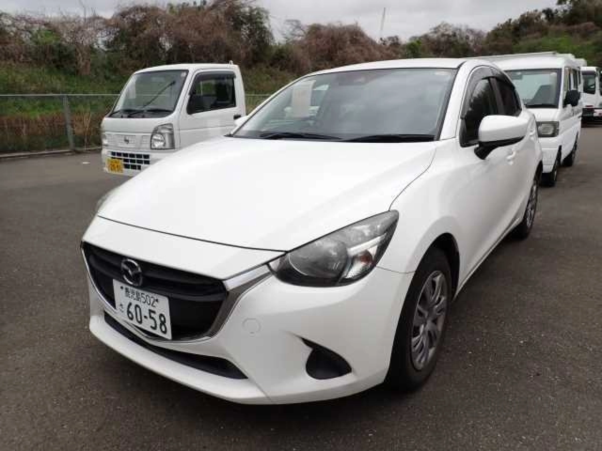 MAZDA DEMIO