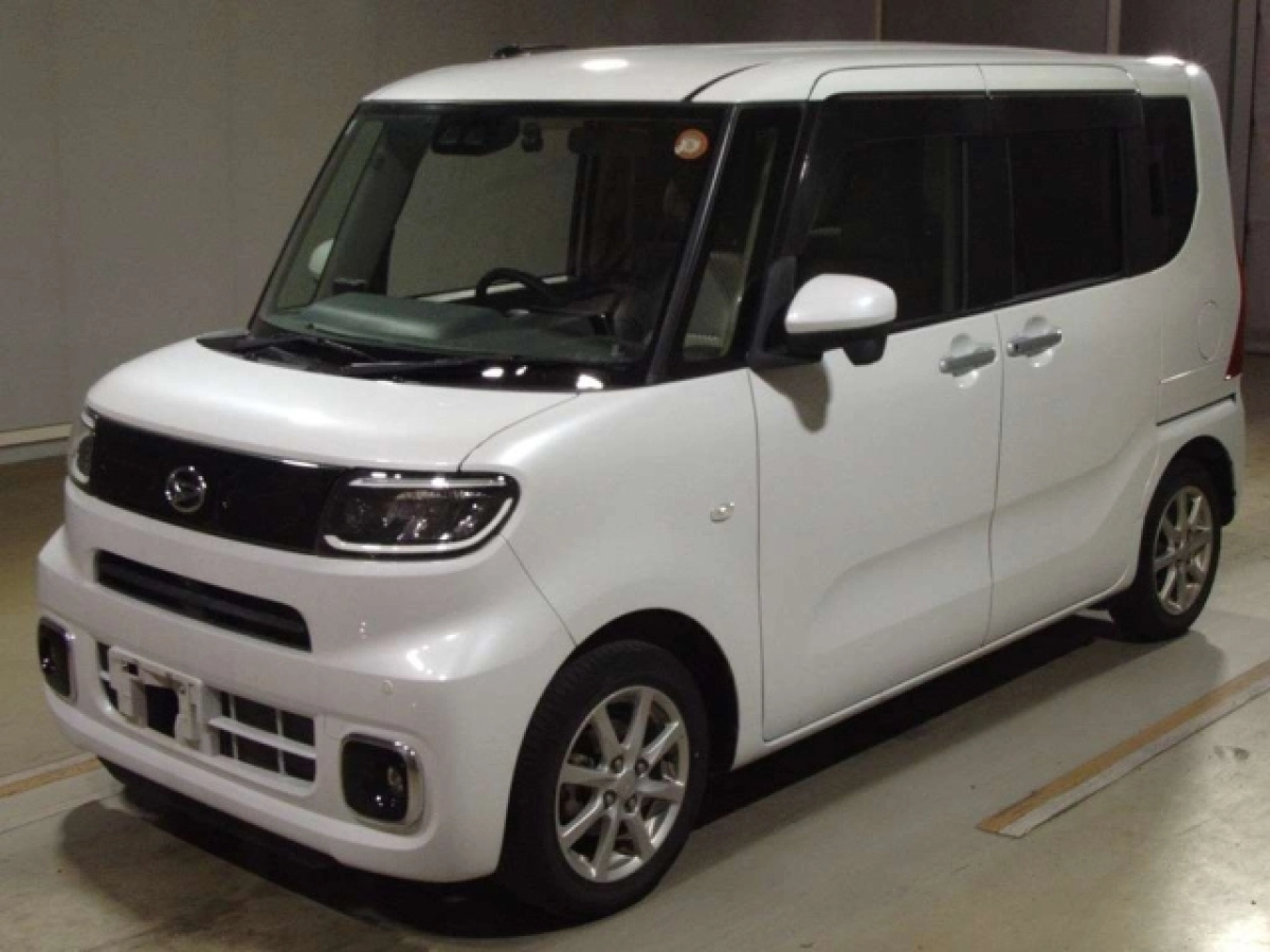 DAIHATSU TANTO LA650S 2019