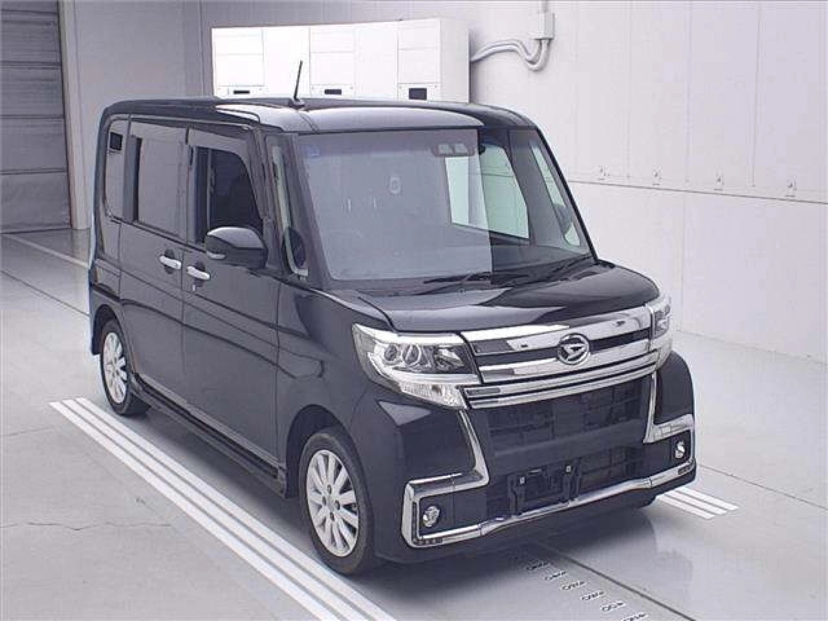 DAIHATSU TANTO LA600S 2019