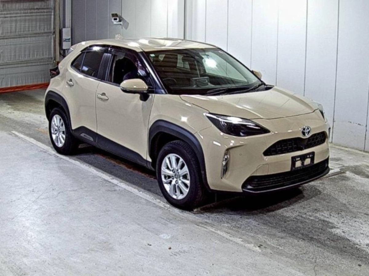 TOYOTA YARIS CROSS