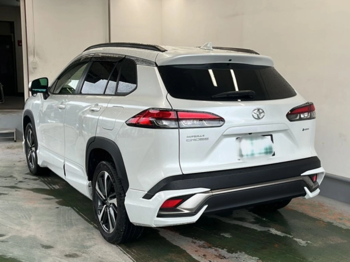 TOYOTA COROLLA CROSS