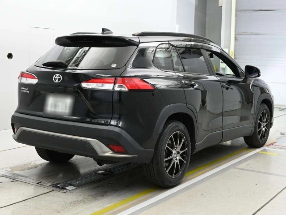 TOYOTA COROLLA CROSS