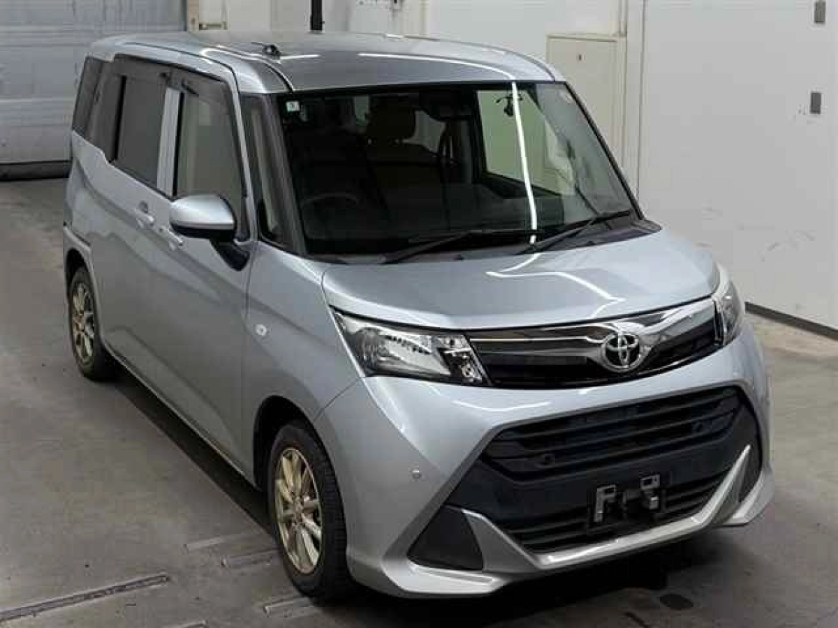 TOYOTA TANK M900A 2020