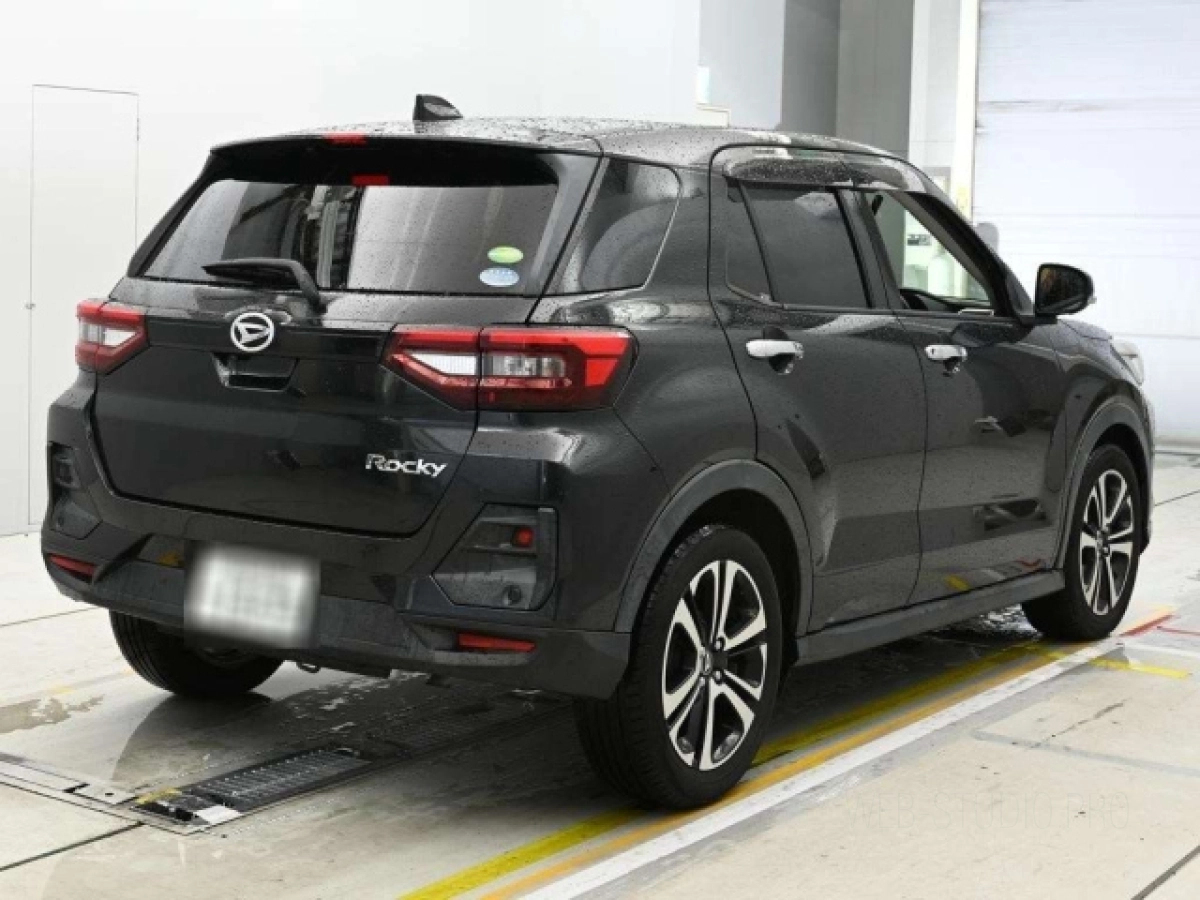DAIHATSU ROCKY