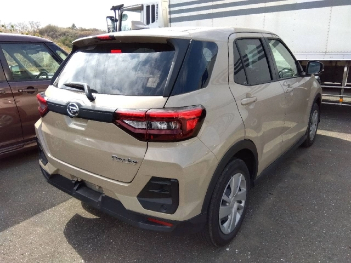 DAIHATSU ROCKY