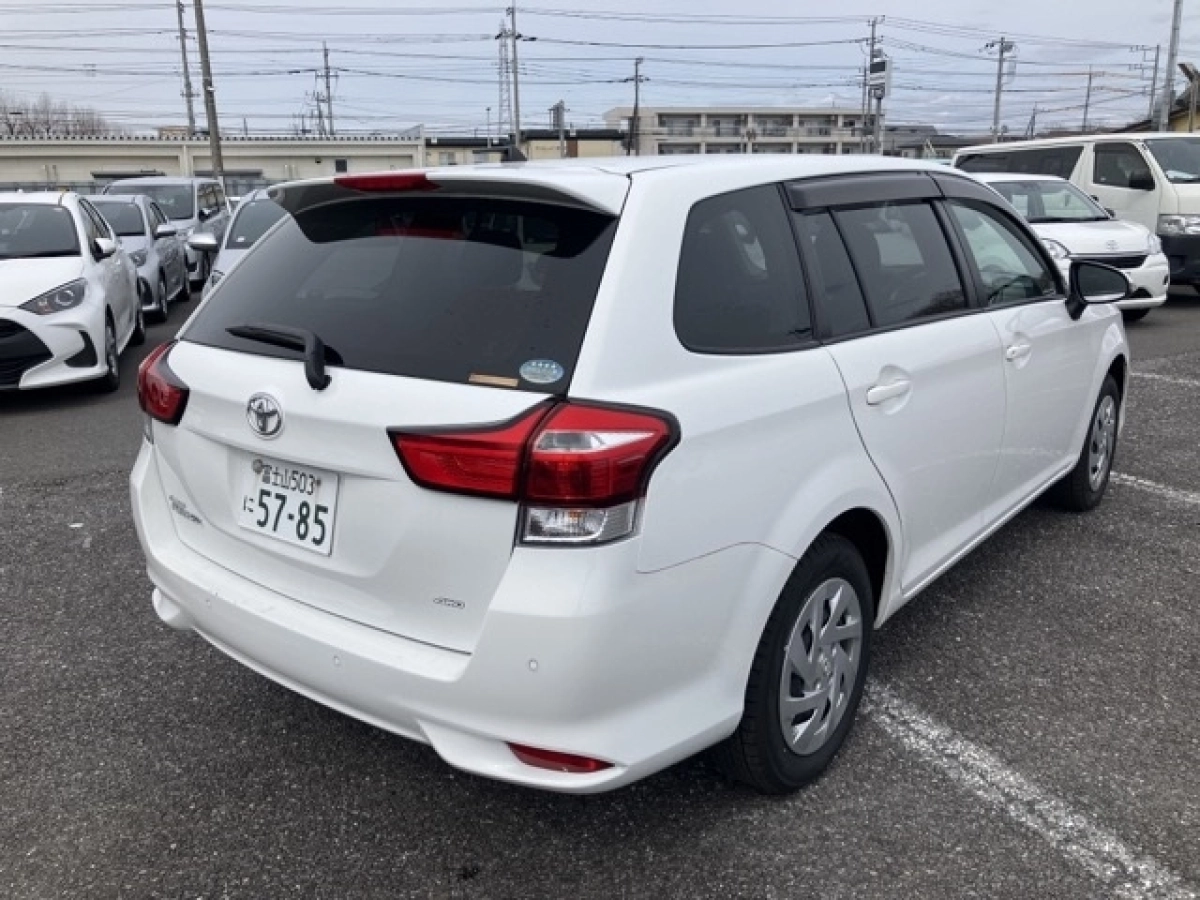 TOYOTA COROLLA FIELDER