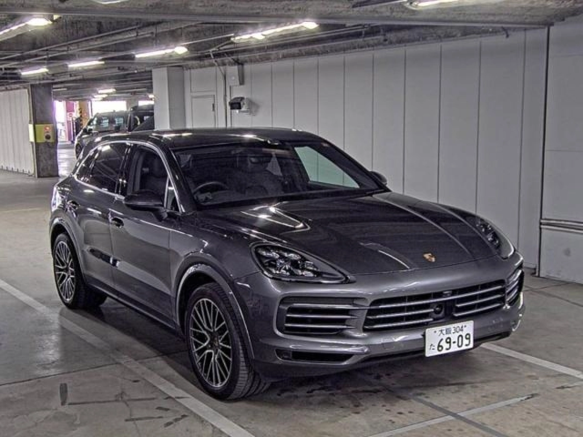 PORSCHE CAYENNE E3K29 2020