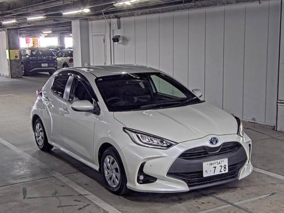 TOYOTA YARIS