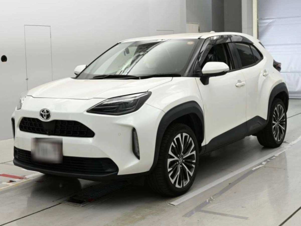 TOYOTA YARIS CROSS
