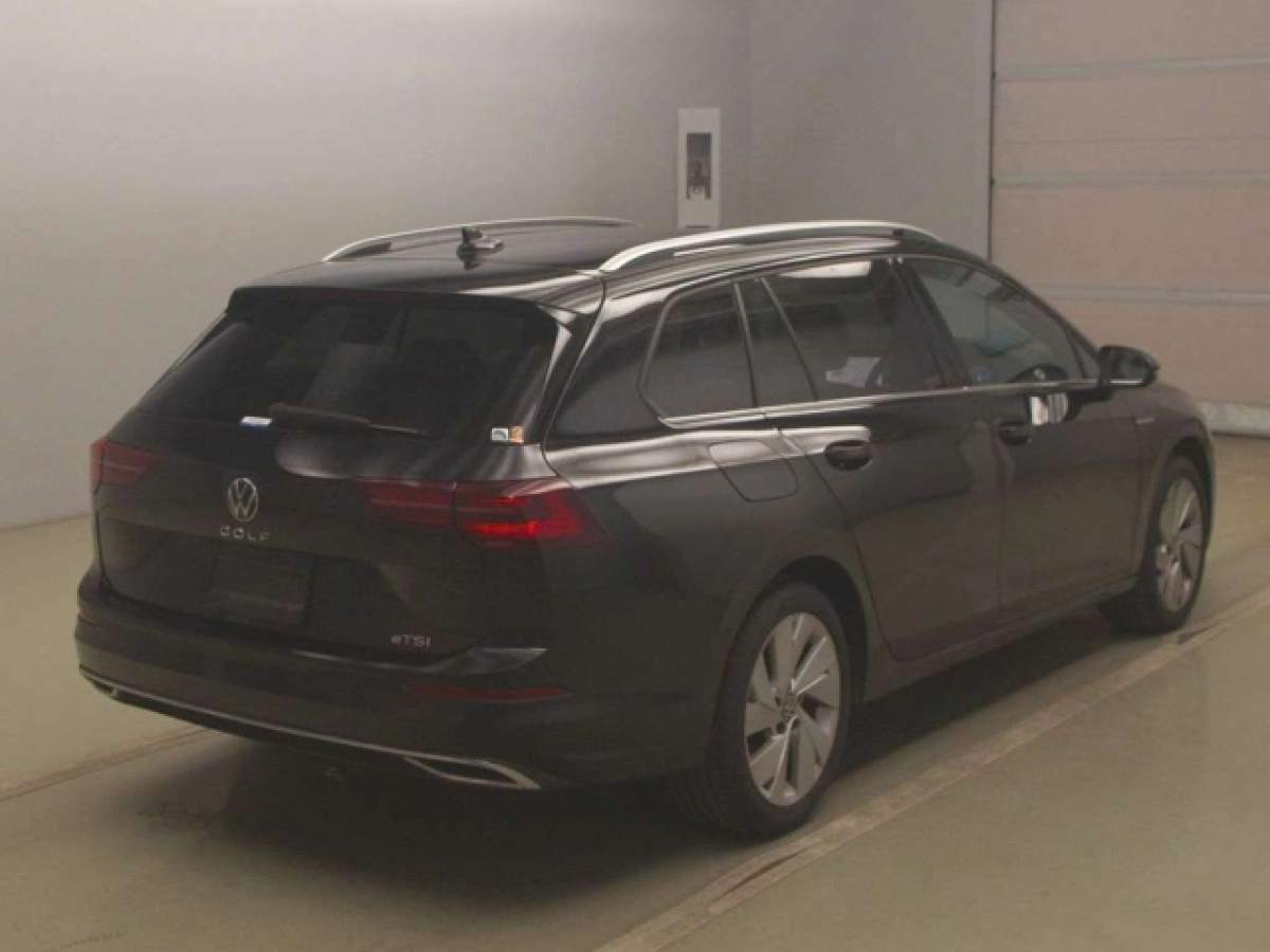 VOLKSWAGEN GOLF VARIANT