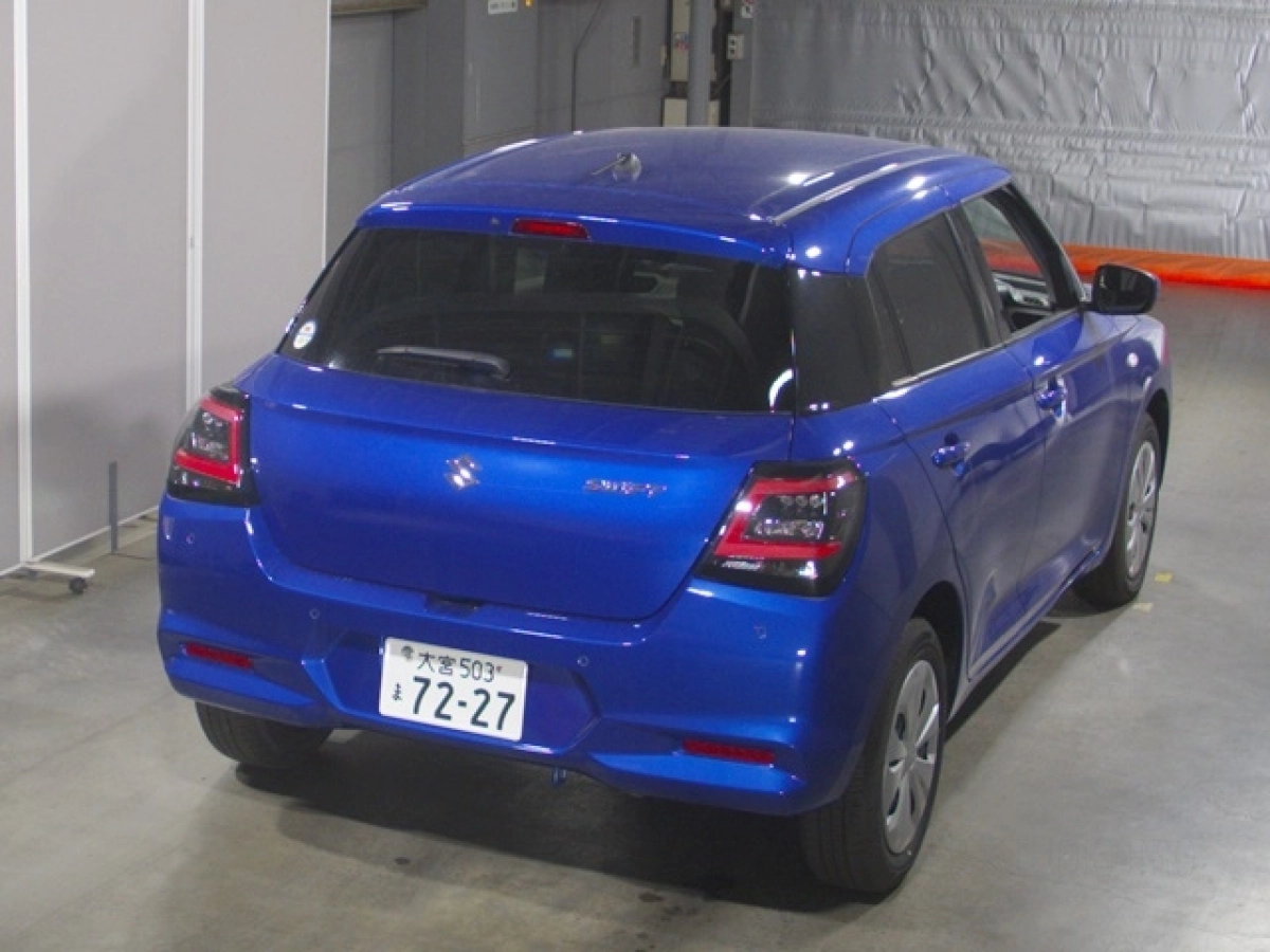 SUZUKI SWIFT