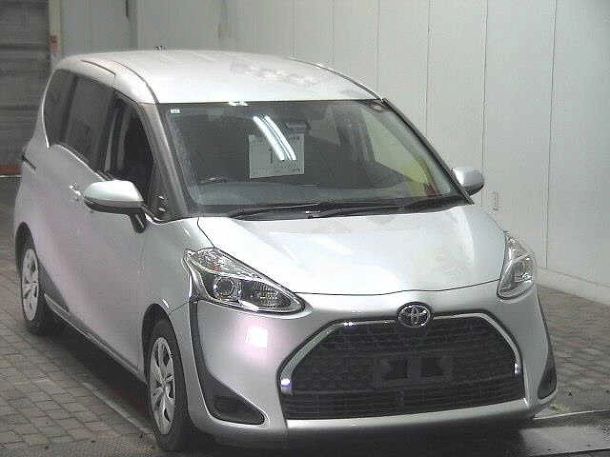 TOYOTA SIENTA