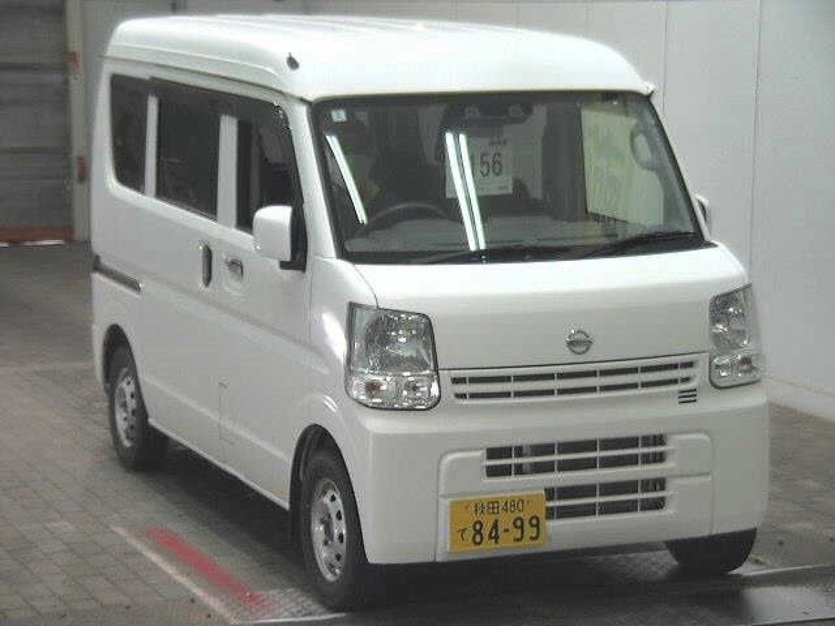 NISSAN CLIPPER VAN
