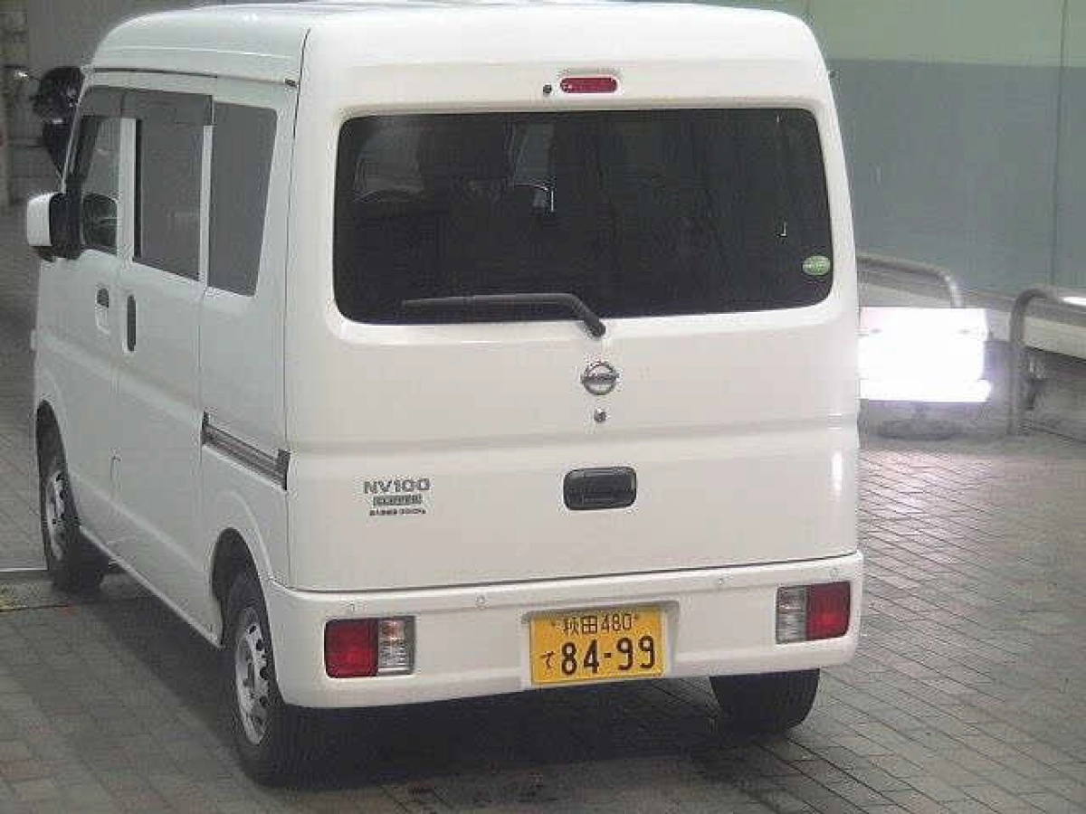 NISSAN CLIPPER VAN