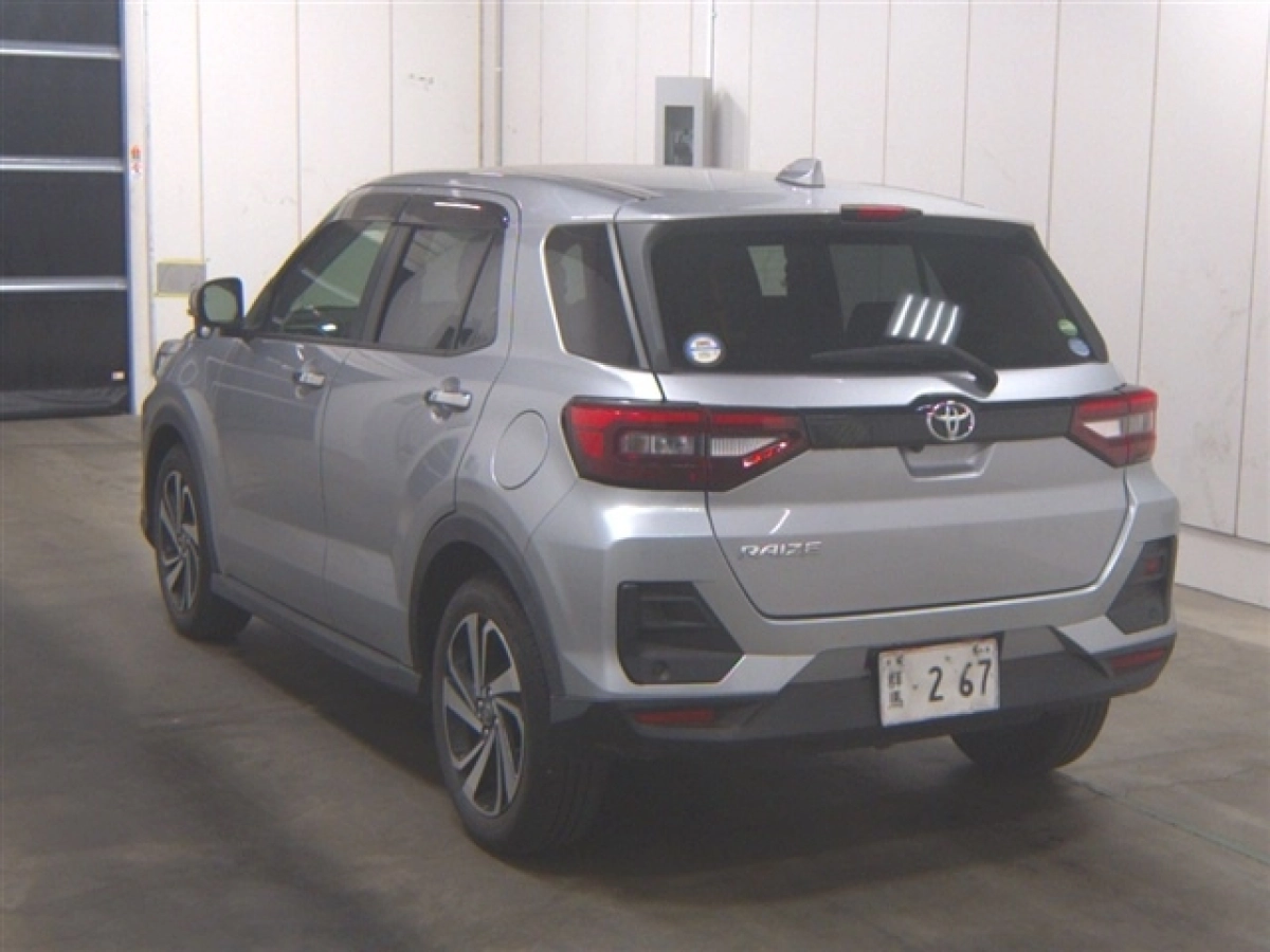 TOYOTA RAIZE