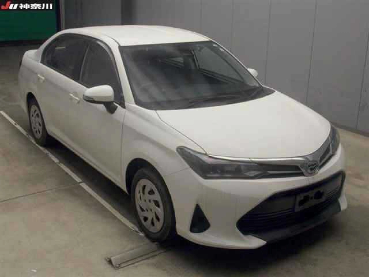 TOYOTA COROLLA AXIO