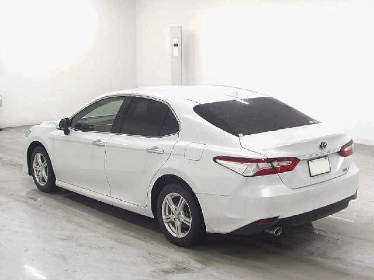TOYOTA CAMRY