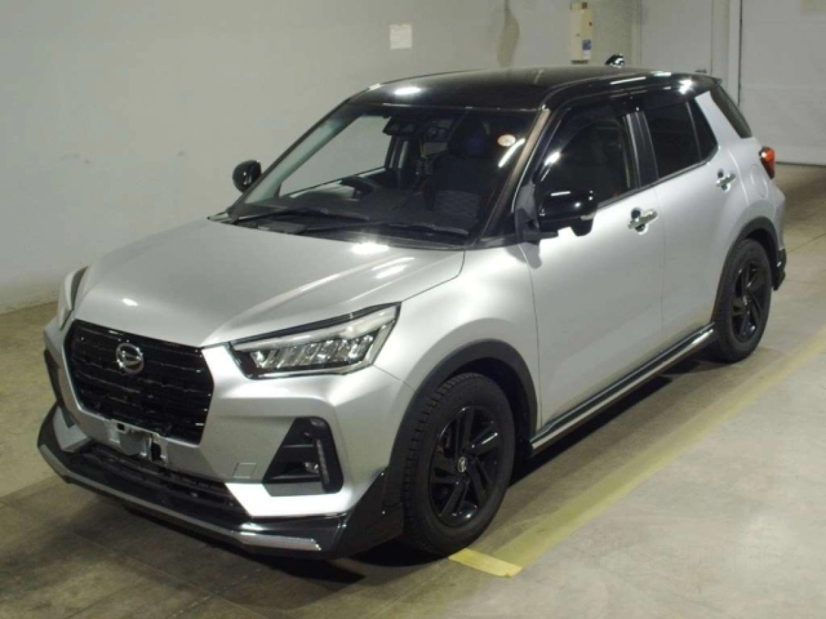 DAIHATSU ROCKY