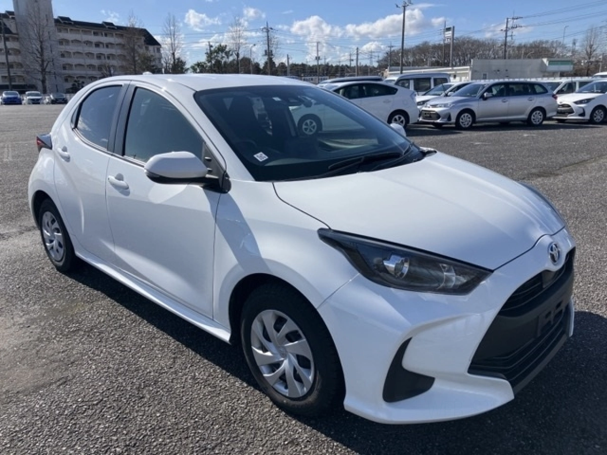 TOYOTA YARIS