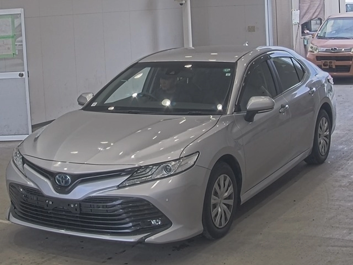 TOYOTA CAMRY