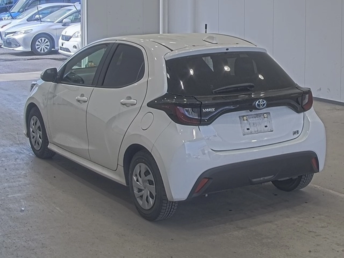 TOYOTA YARIS