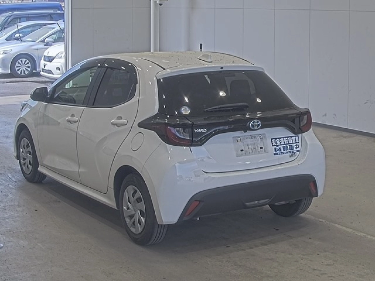 TOYOTA YARIS