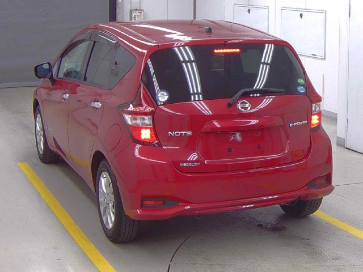 NISSAN NOTE