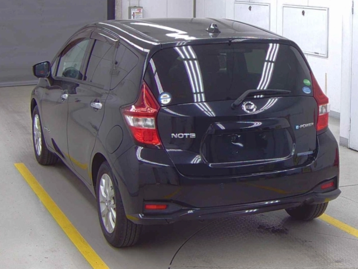 NISSAN NOTE