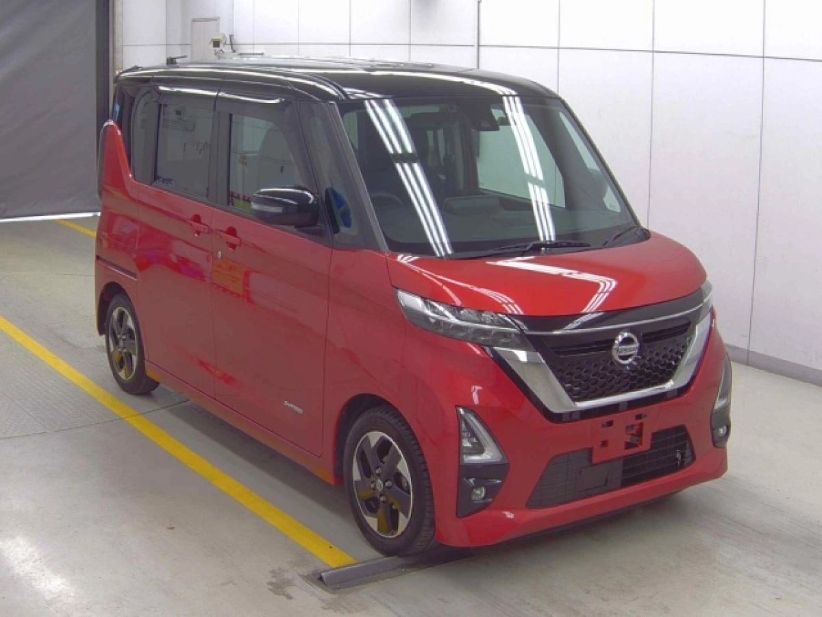 NISSAN ROOX