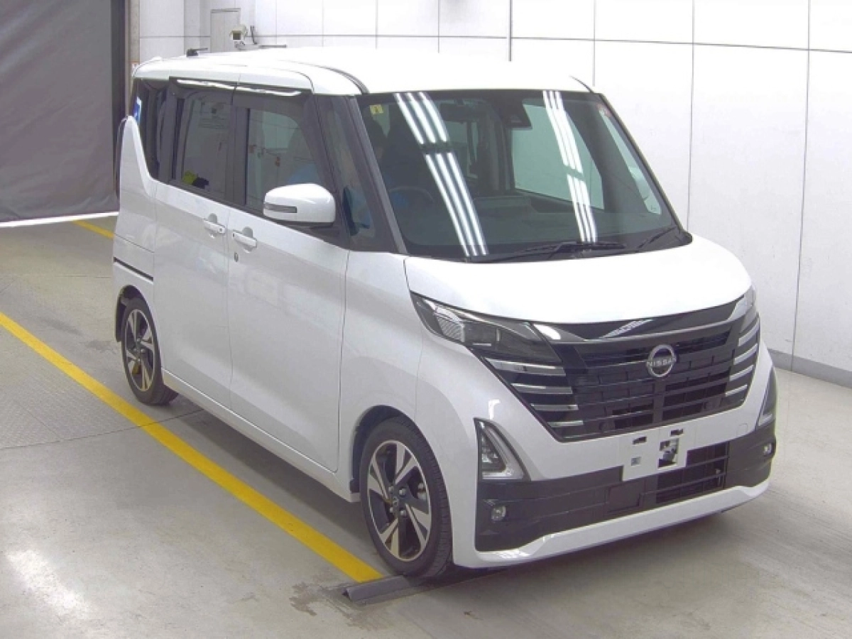 NISSAN ROOX B45A 2023