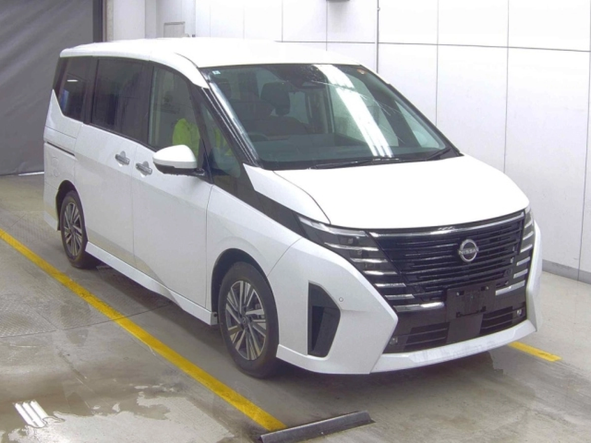 NISSAN SERENA GFC28 2025