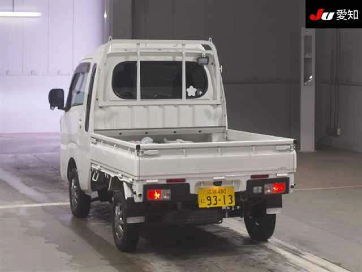 DAIHATSU HIJET TRUCK