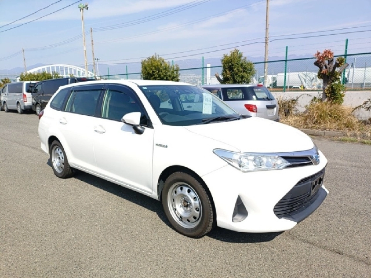 TOYOTA COROLLA FIELDER