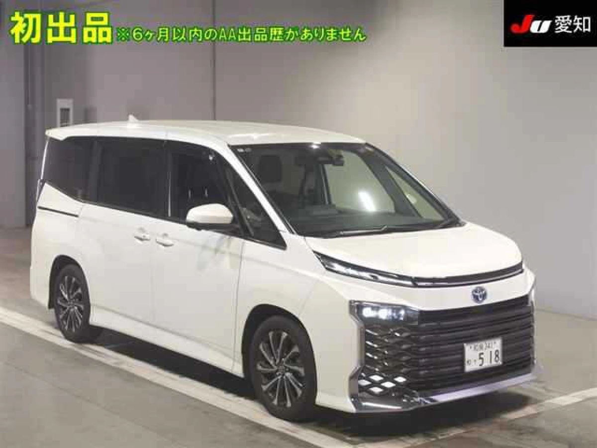 TOYOTA VOXY ZWR90W 2024