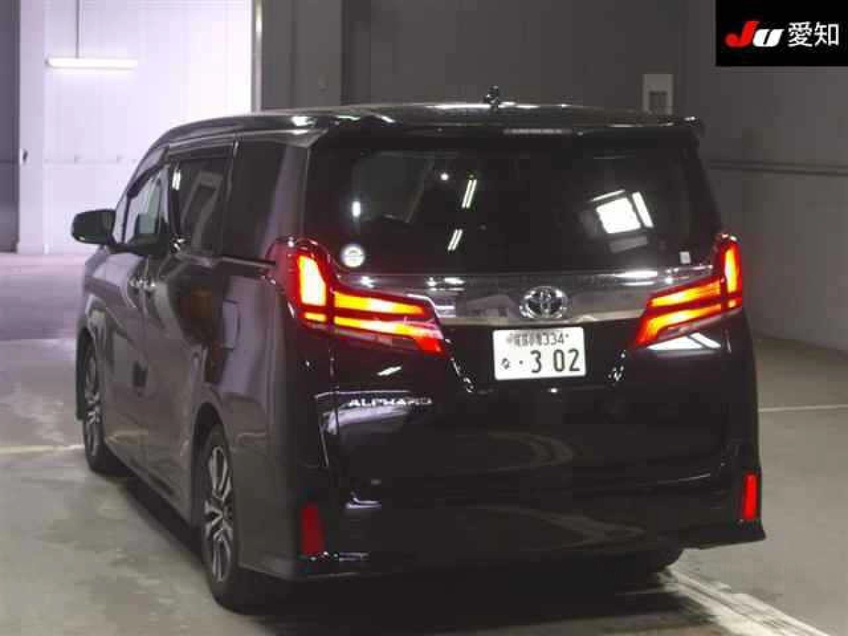 TOYOTA ALPHARD
