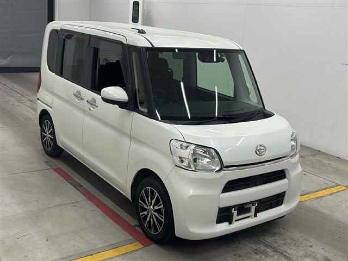 DAIHATSU TANTO LA600S 2019