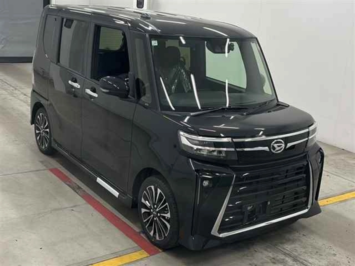 DAIHATSU TANTO LA650S 2025