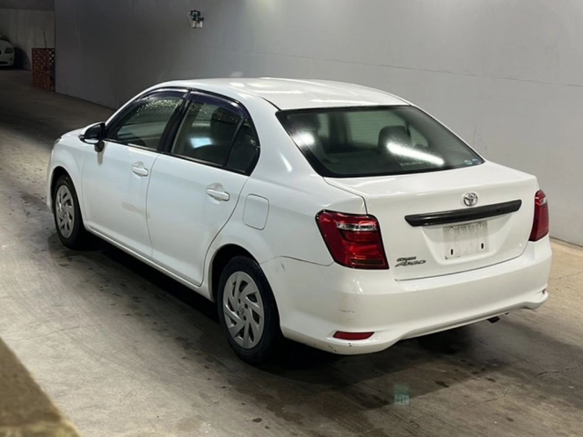 TOYOTA COROLLA AXIO