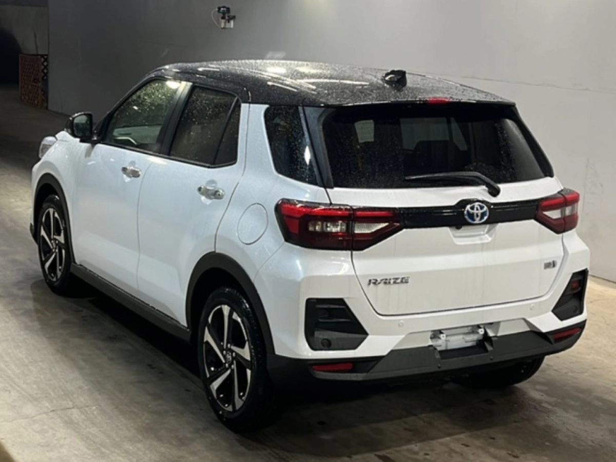 TOYOTA RAIZE