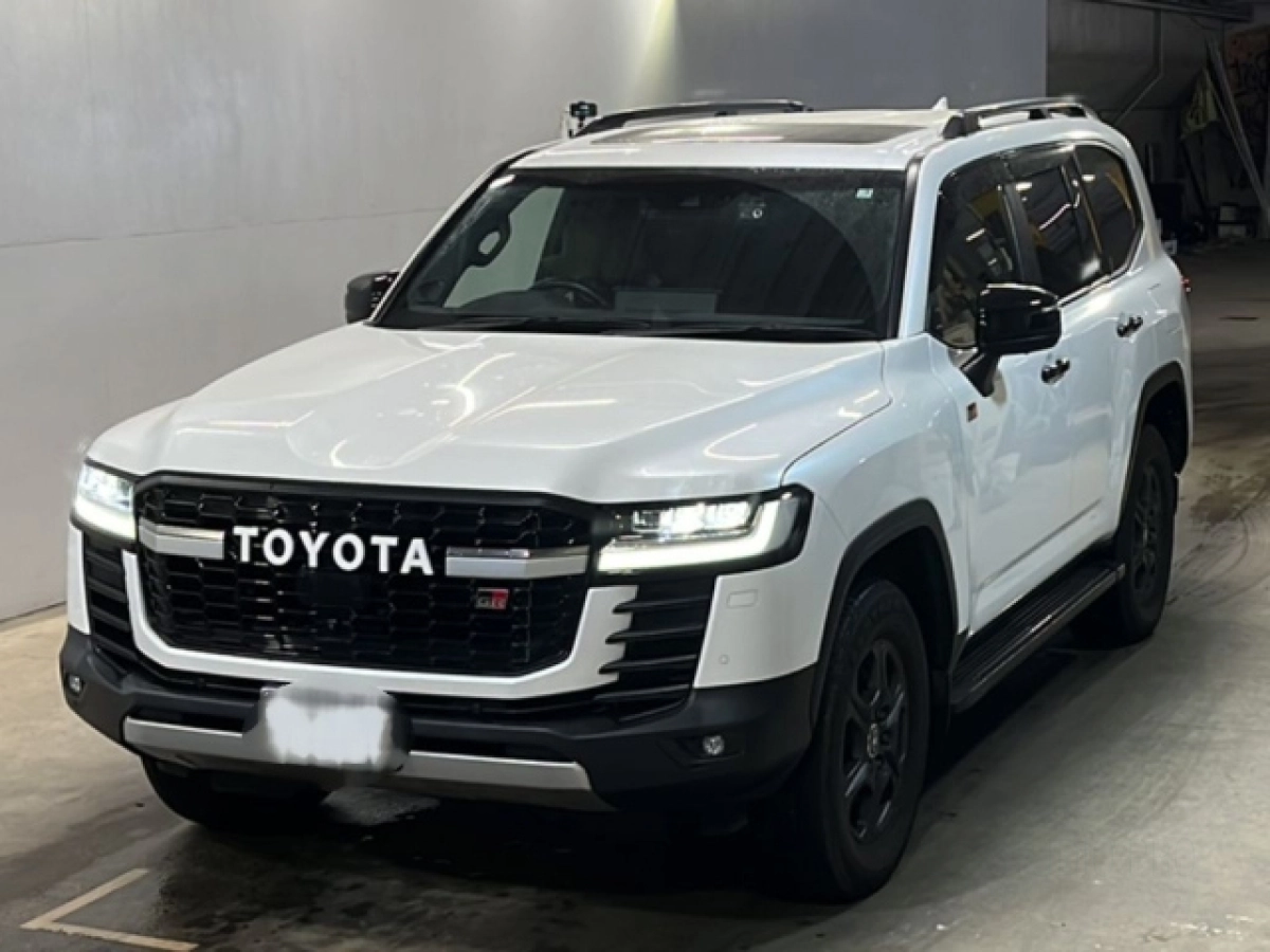 TOYOTA LAND CRUISER FJA300W 2023