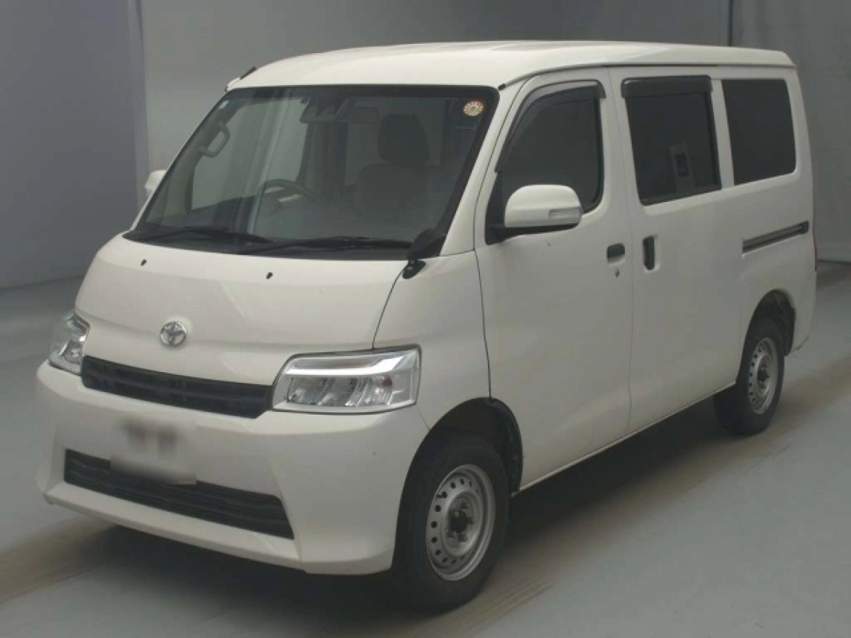 TOYOTA TOWN ACE VAN