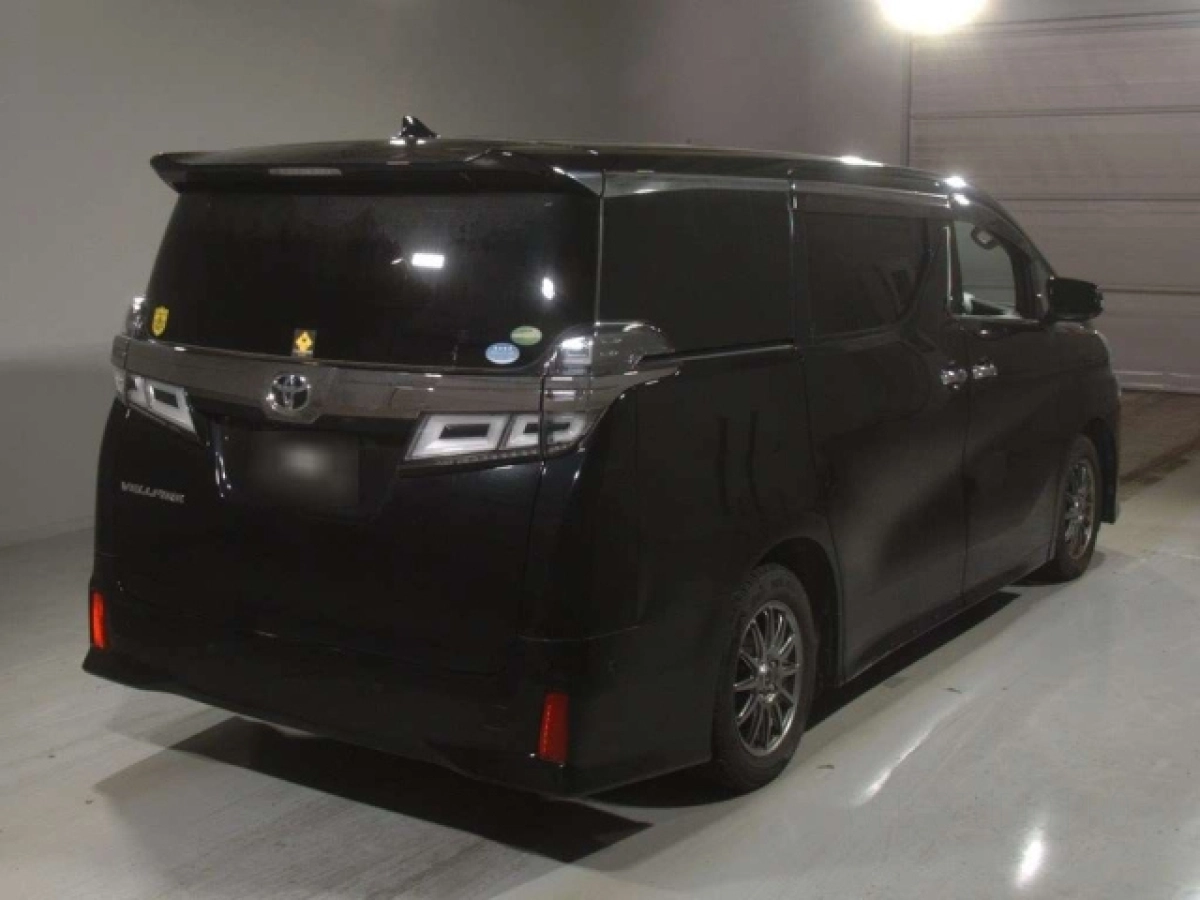 TOYOTA VELLFIRE