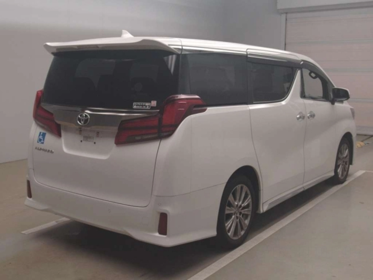TOYOTA ALPHARD